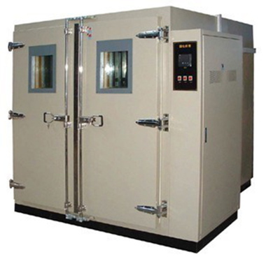 供應(yīng)雙開(kāi)門(mén)老化箱,淄博科匯飛雁廠(chǎng)家,原機(jī)電部在山東定點(diǎn)干燥設(shè)備生產(chǎn)廠(chǎng)家!